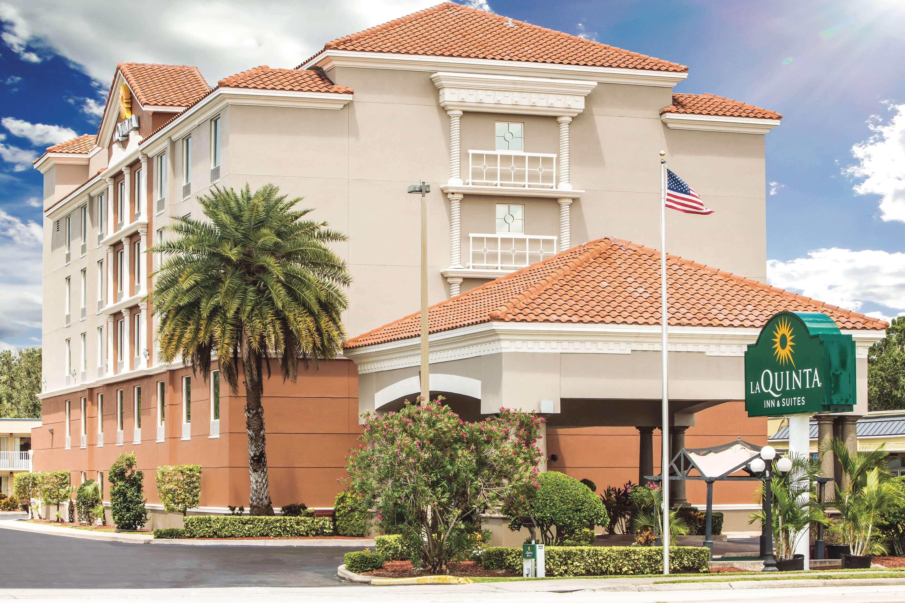 Comfort Inn & Suites Melbourne-Viera Exteriör bild